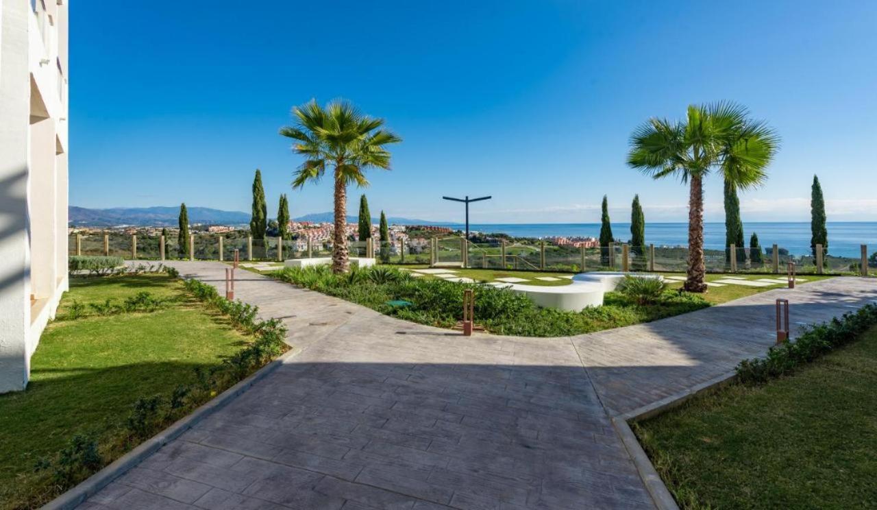 Small Oasis Nelson Mandela Apartment With Sea View, Two Bedrooms, Parking, Terrace And Pool Manilva Εξωτερικό φωτογραφία