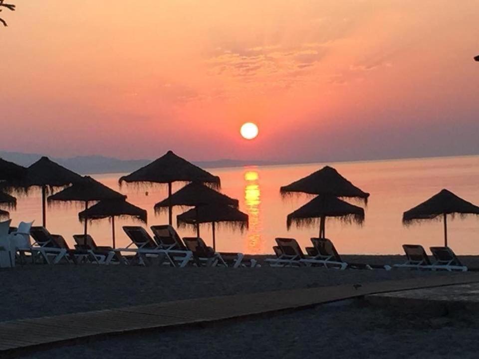 Small Oasis Nelson Mandela Apartment With Sea View, Two Bedrooms, Parking, Terrace And Pool Manilva Εξωτερικό φωτογραφία